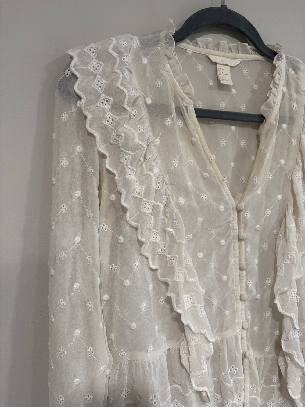 H&M Ivory Eyelet Ruffle Button-Front Blouse - Picture 2 of 6